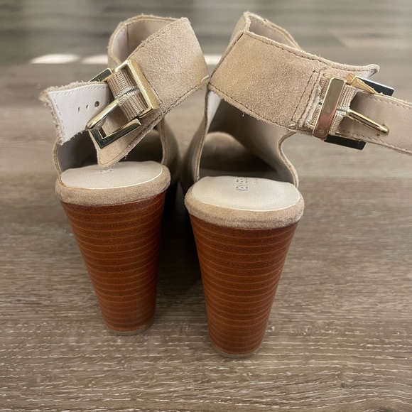 Kenneth Cole Wedges - Picture 6 of 7